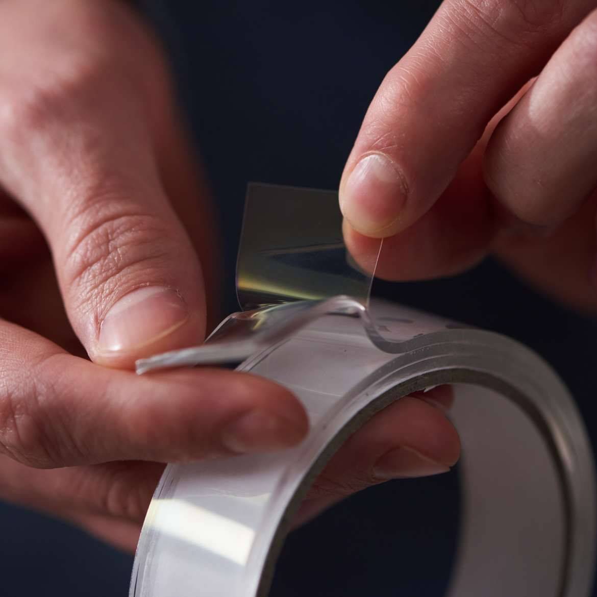 .94-Inch X 5-Foot Max Strength Nano-Grab Double-Sided Gel Tape 4 .94-Inch X 5-Foot Max Strength Nano-Grab Double-Sided Gel Tape