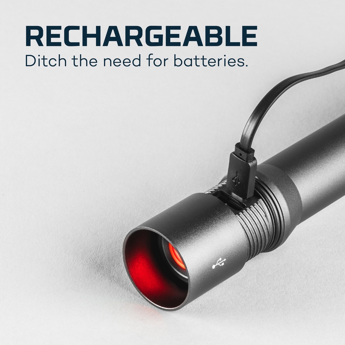 1000 Lumen LED Rechargeable Flashlight 4 1000 Lumen LED Rechargeable Flashlight