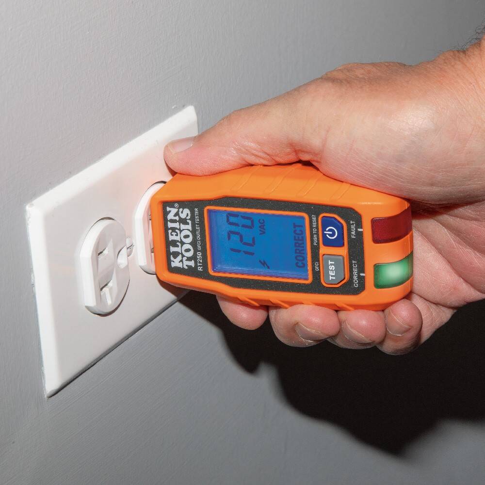 GFCI Receptacle Tester with LCD 5 GFCI Receptacle Tester with LCD