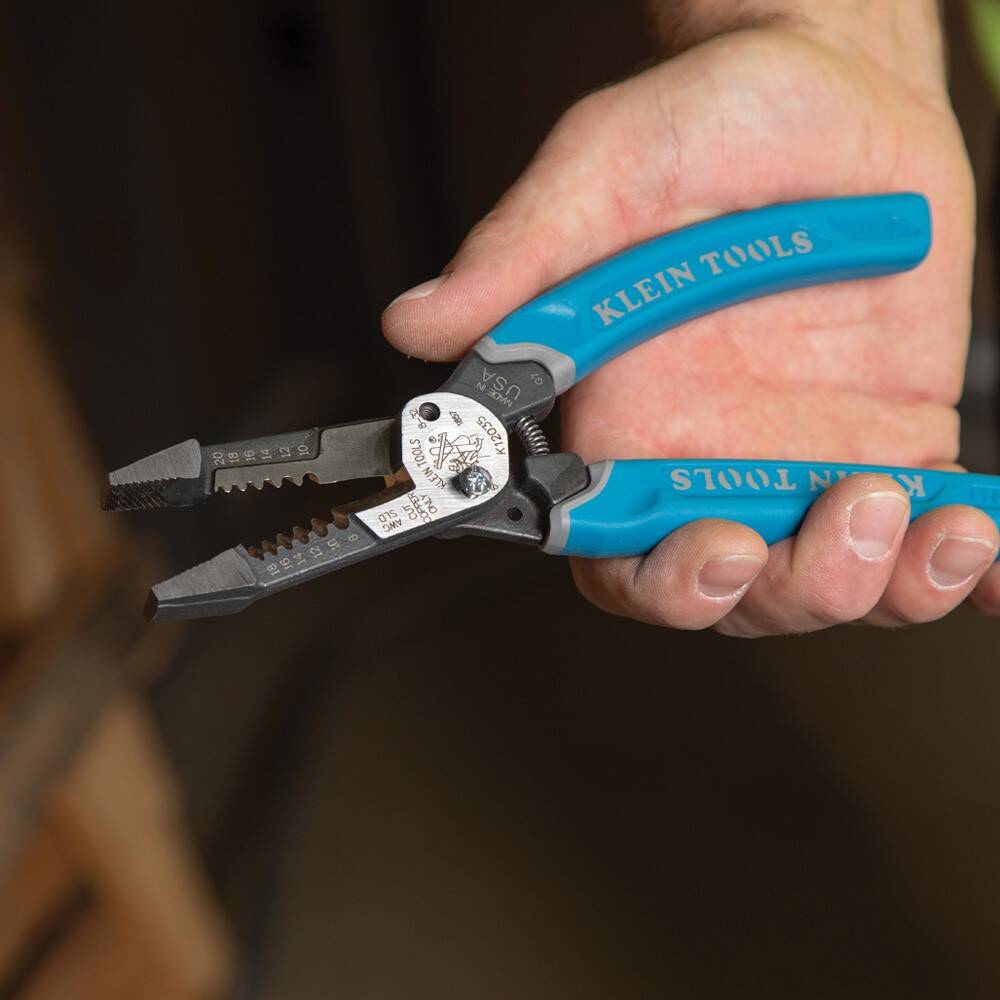 Klein-Kurve® Wire Stripper Heavy Duty Steel 8-20 AWG 4 Klein-Kurve® Wire Stripper Heavy Duty Steel 8-20 AWG